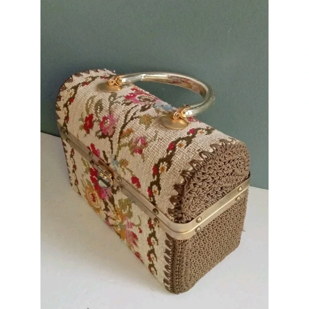 Vintage Floral Tapestry Box Handbag Purse Top Handle Unique Cottagecore Bag‎